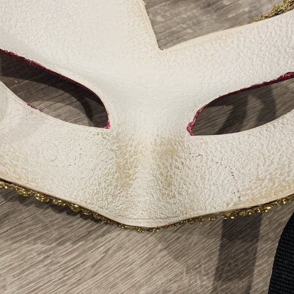 Pink & Gold Glitter Swan Masquerade Mask - Picture 4 of 5